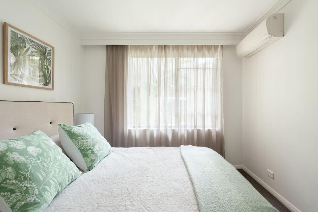 시드니 Harbourside Style, 2 Bed, A/C, Pool -Elizabeth Bay 아파트 외부 사진