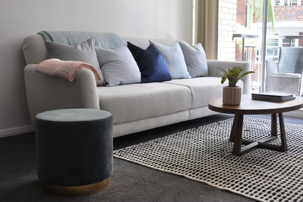 시드니 Harbourside Style, 2 Bed, A/C, Pool -Elizabeth Bay 아파트 외부 사진